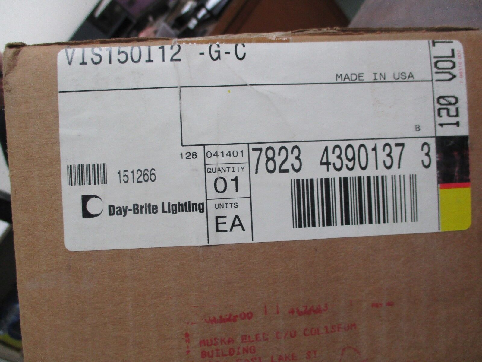Benjamin Dust Proof Light 723373 New Surplus