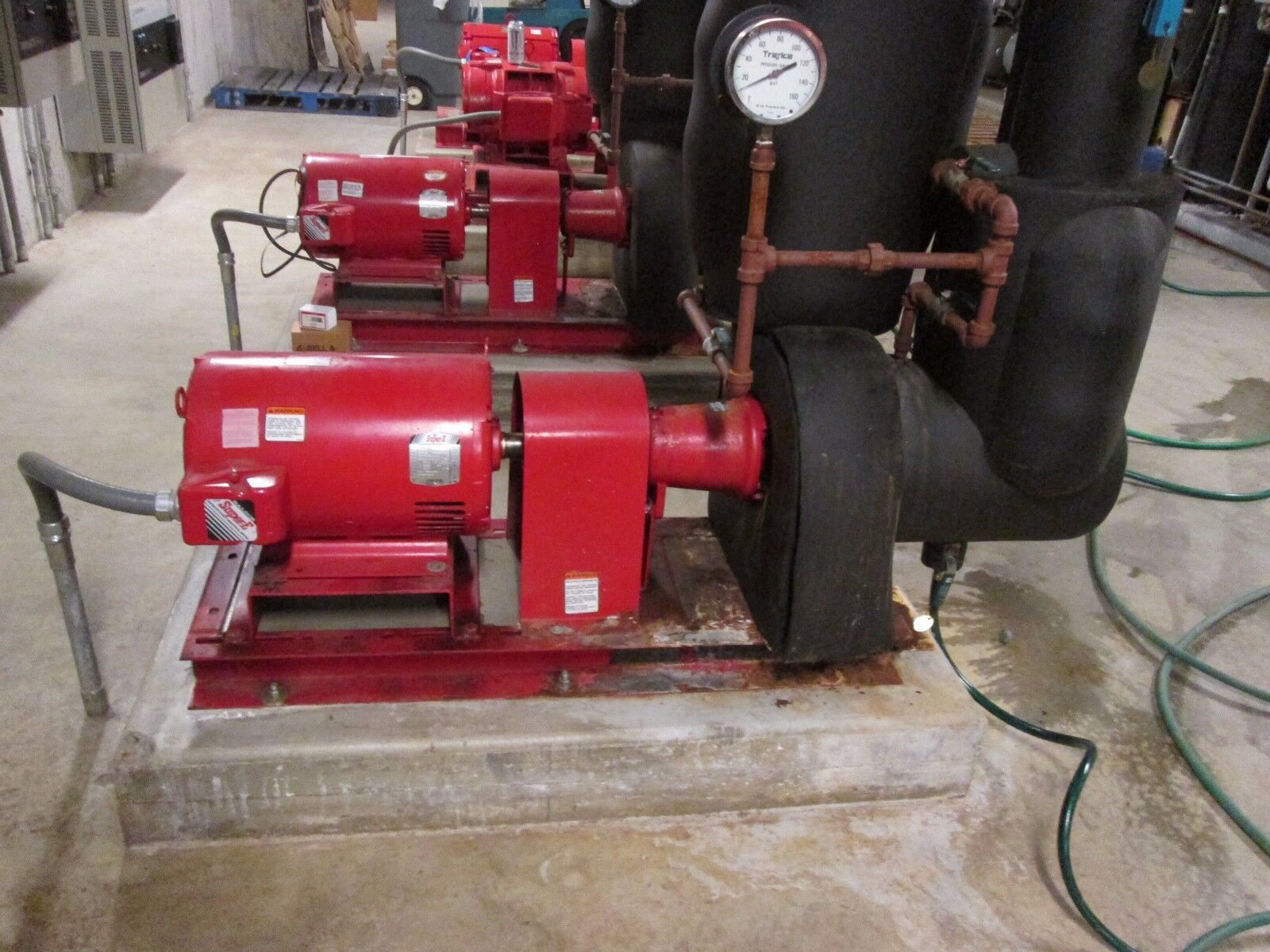 Bell & Gossett Motor & Pump 4E 10.375 BF, 20HP, 380GPM, Head 100FT Used