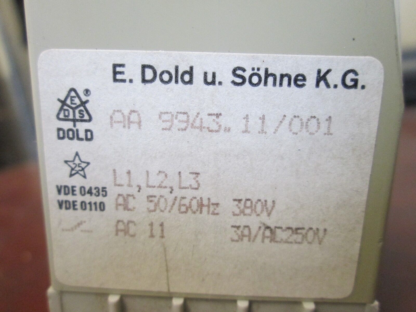 E. Dold U. Relay AA 9943.11/001 380V 50/60Hz Used