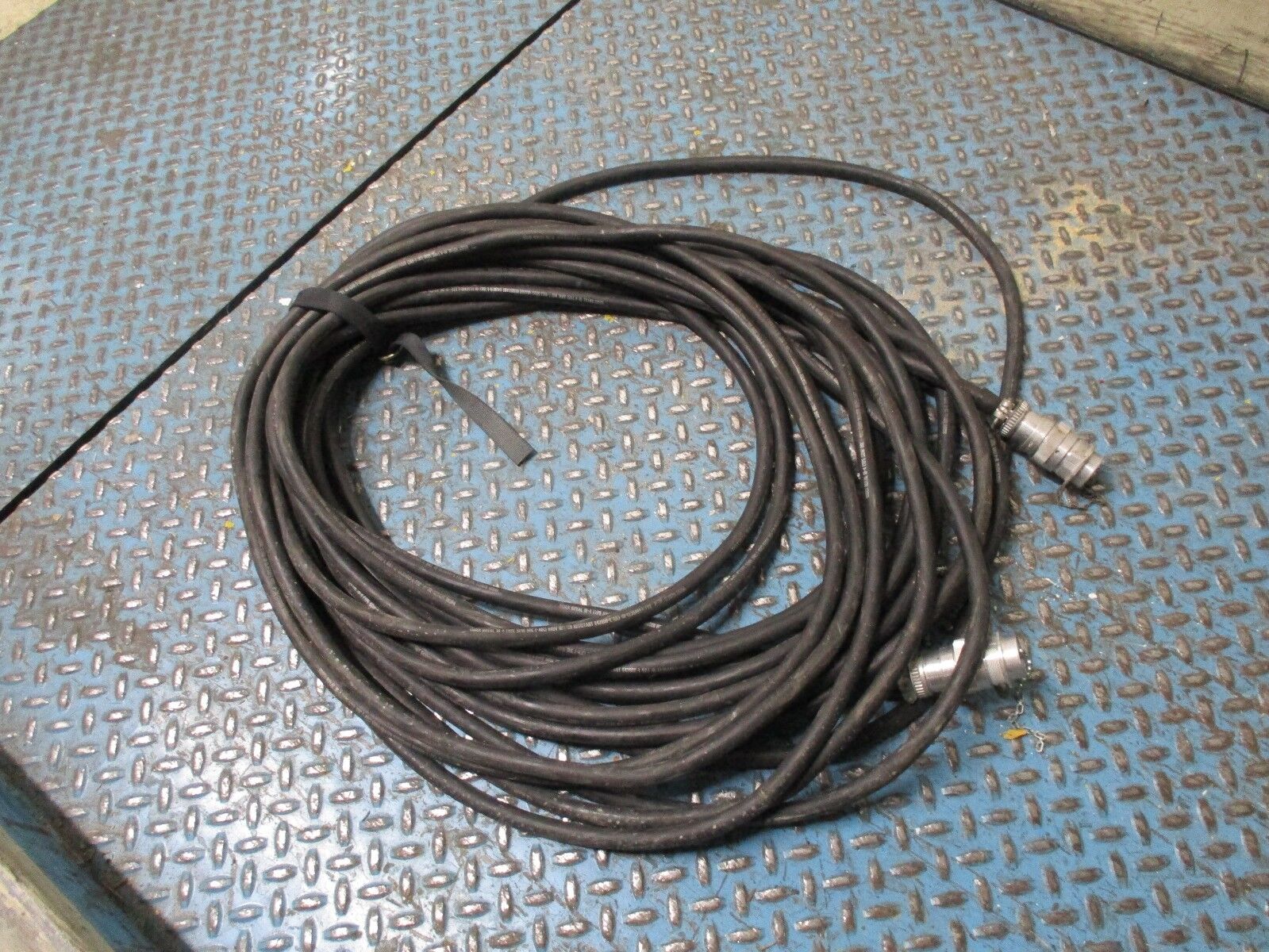 LADD Plug & Connector w/ Cable HD36-24-23PN-059 / HD36-24-23SN-059 Used