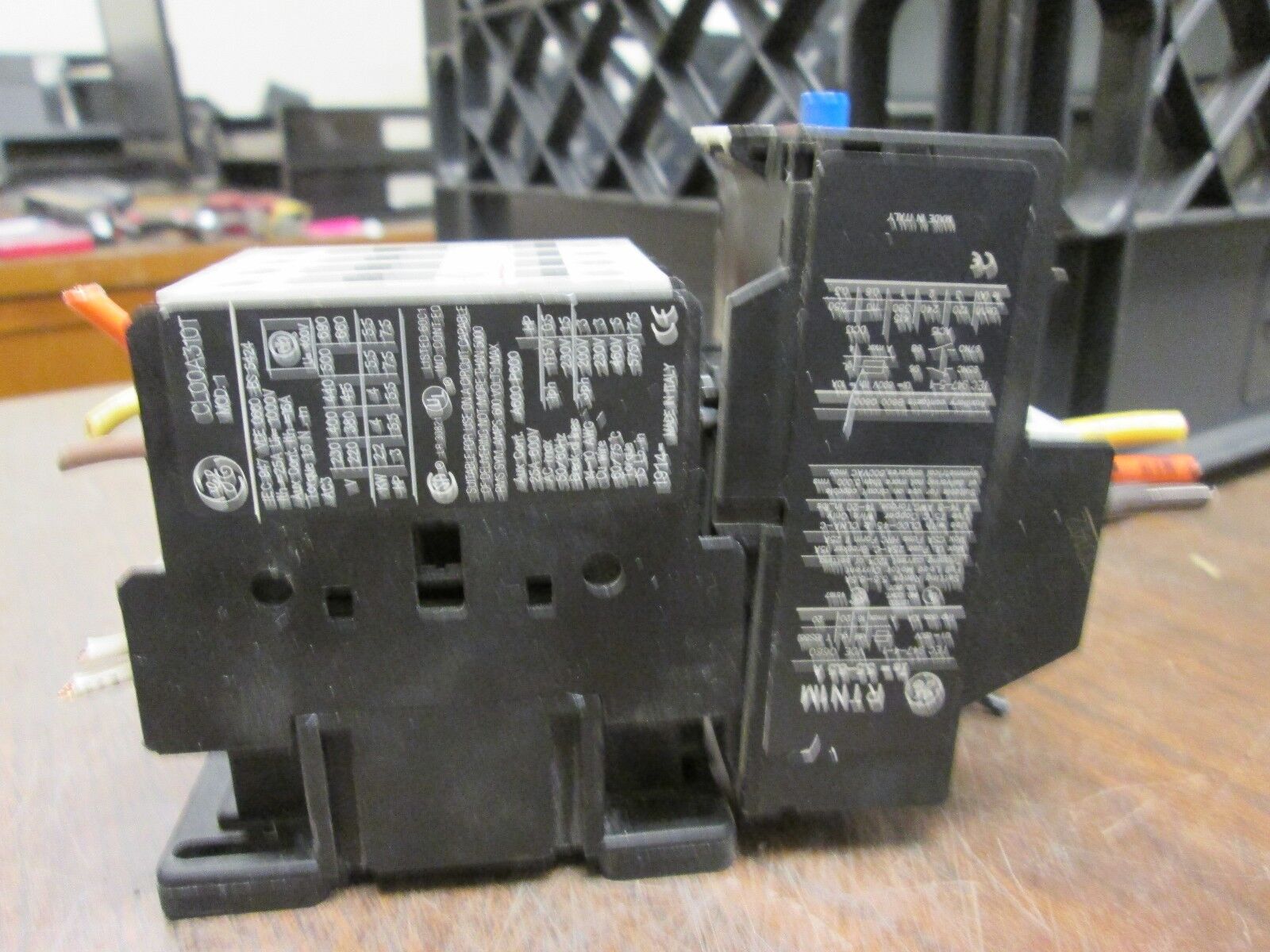 GE Starter CL00A310T RTN1M 5.5-8.5A 120V Coil Used