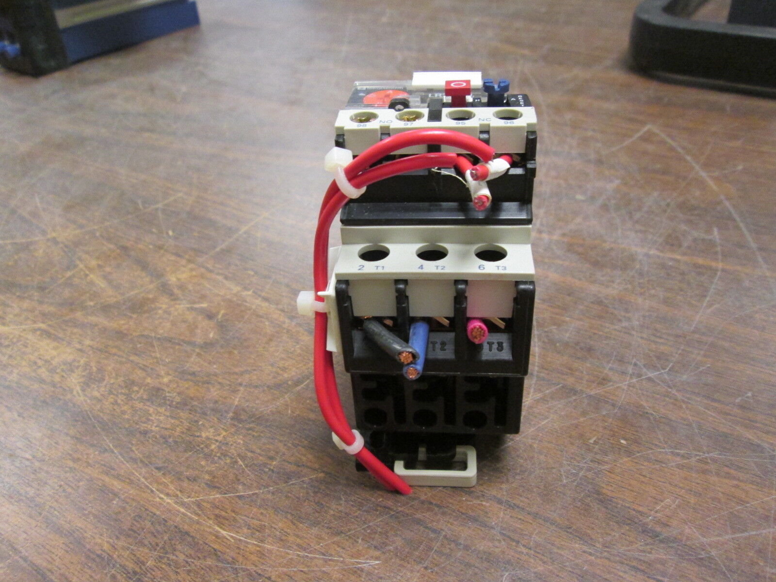 Telemecanique Solid State Overload w/ DIN Rail Adapter LR2 D1522 Trip:17-25A