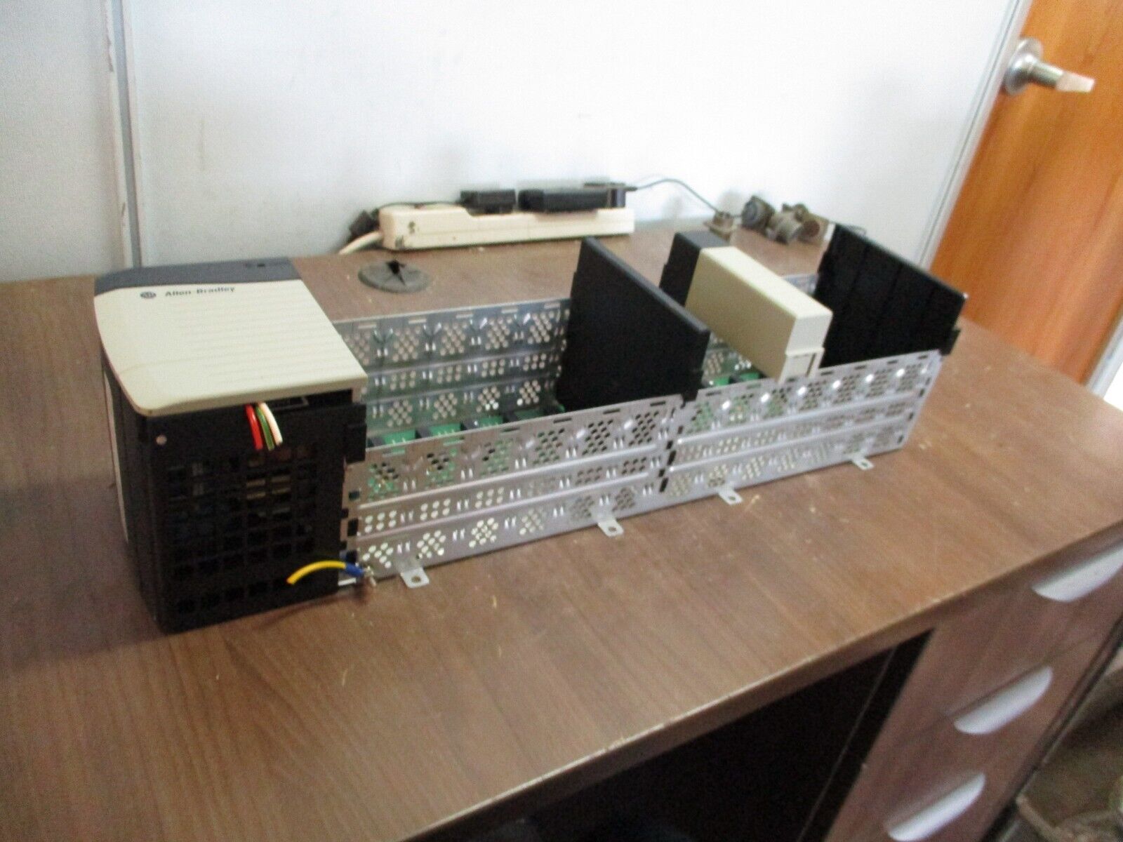 Allen-Bradley 13-Slot Chassis w/ Power Supply 1756-A13B / 1756-PA72C PS Rev. C01