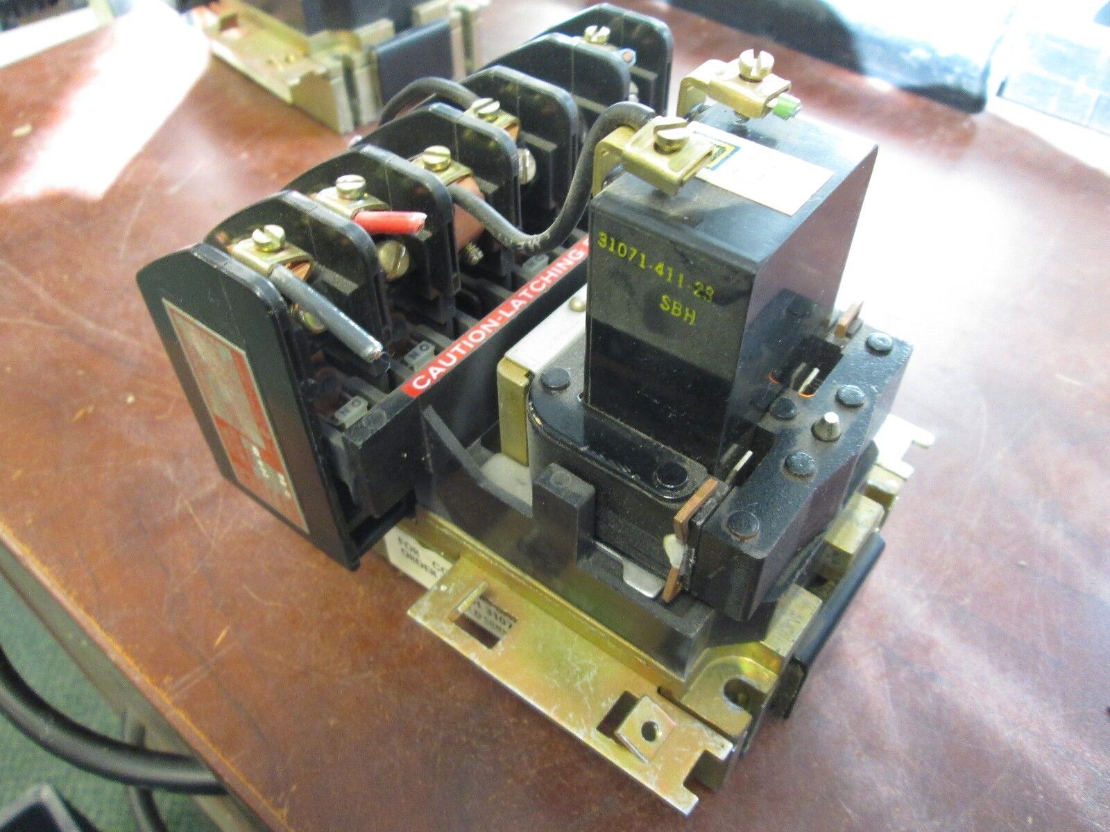 Square D Lighting Contactor 8903 LL030 20A 7P 24V Coil Used