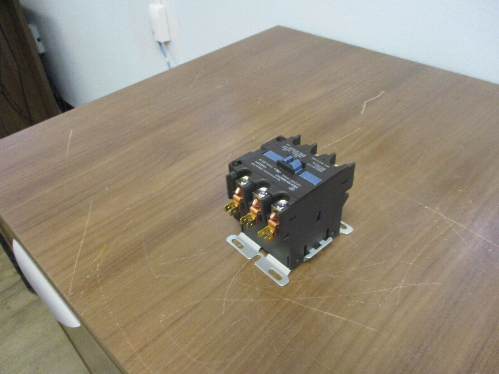 Liebert Contactor 123282P1 50A 600V 24V Coil Used