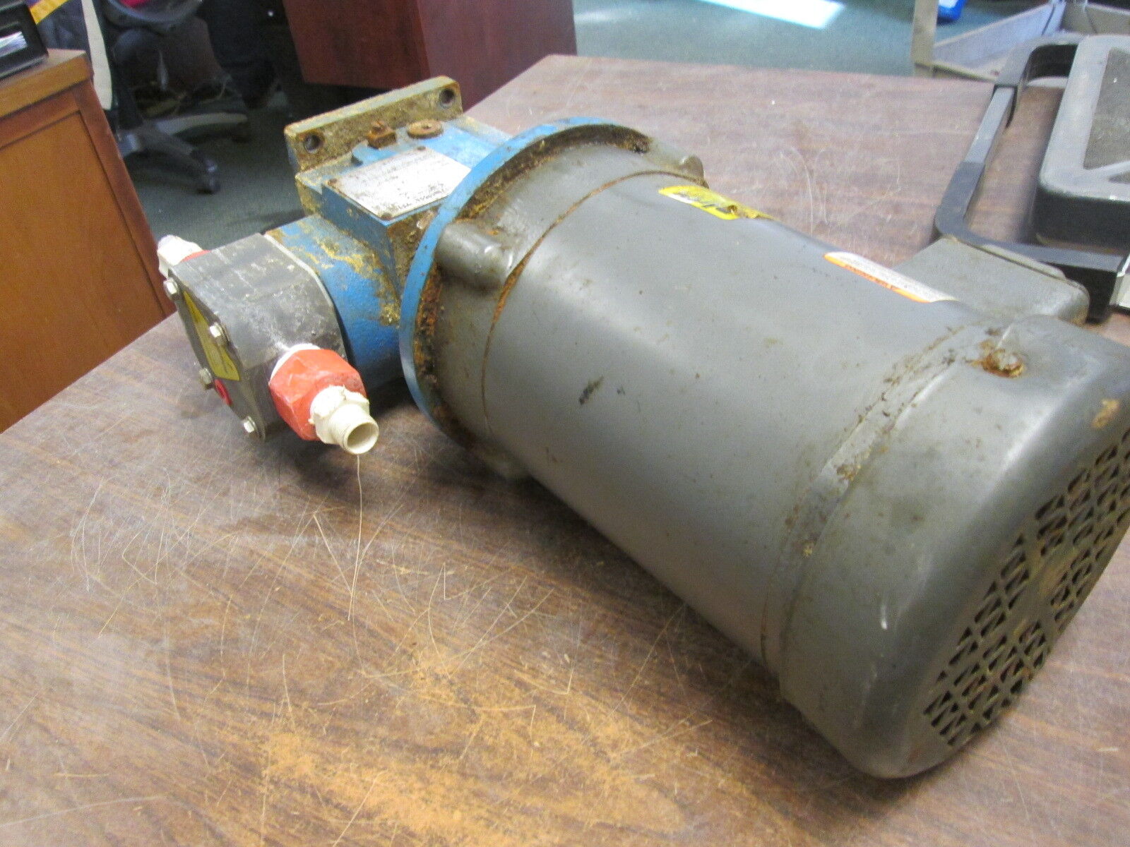 American Lewa Pump w/ Motor C150P Stroke: 0-5 Frequency: 9.5 0.75HP Used