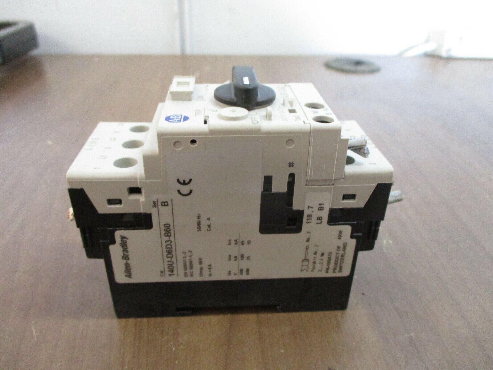 Allen-Bradley Manual Motor Protector 140U-D6D3-B60 Ser. B Trip 6A Used