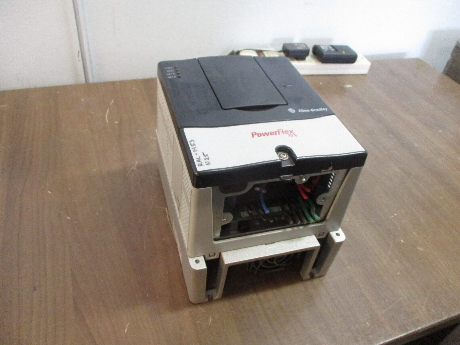 Allen-Bradley PowerFlex 70 AC Drive 20AD5P0A0AYNNNC0 3HP 3Ph *No Keypad* Used