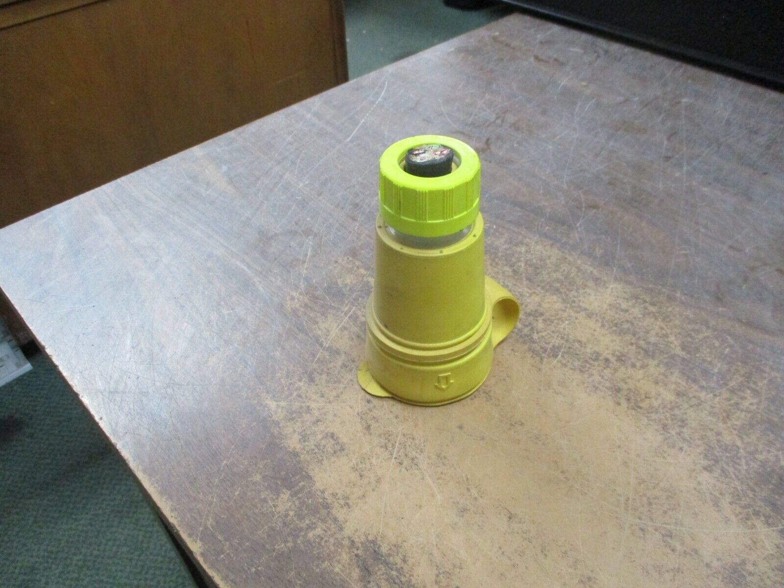 Daniel Woodhead Watertight Connector Nema L16-30 30A 480V 3Ph Used