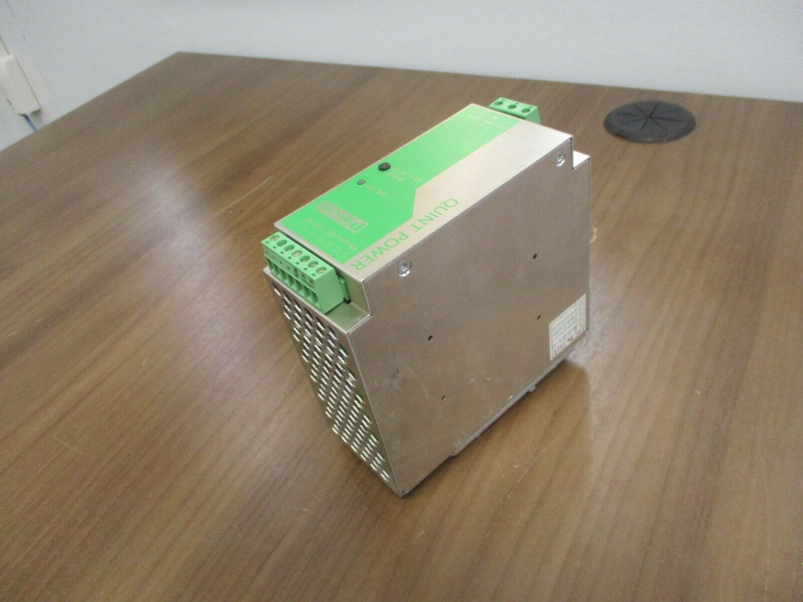 Phoenix Contact Power Supply QUINT-PS-100-240AC/24DC/5 Rev. 20 Used