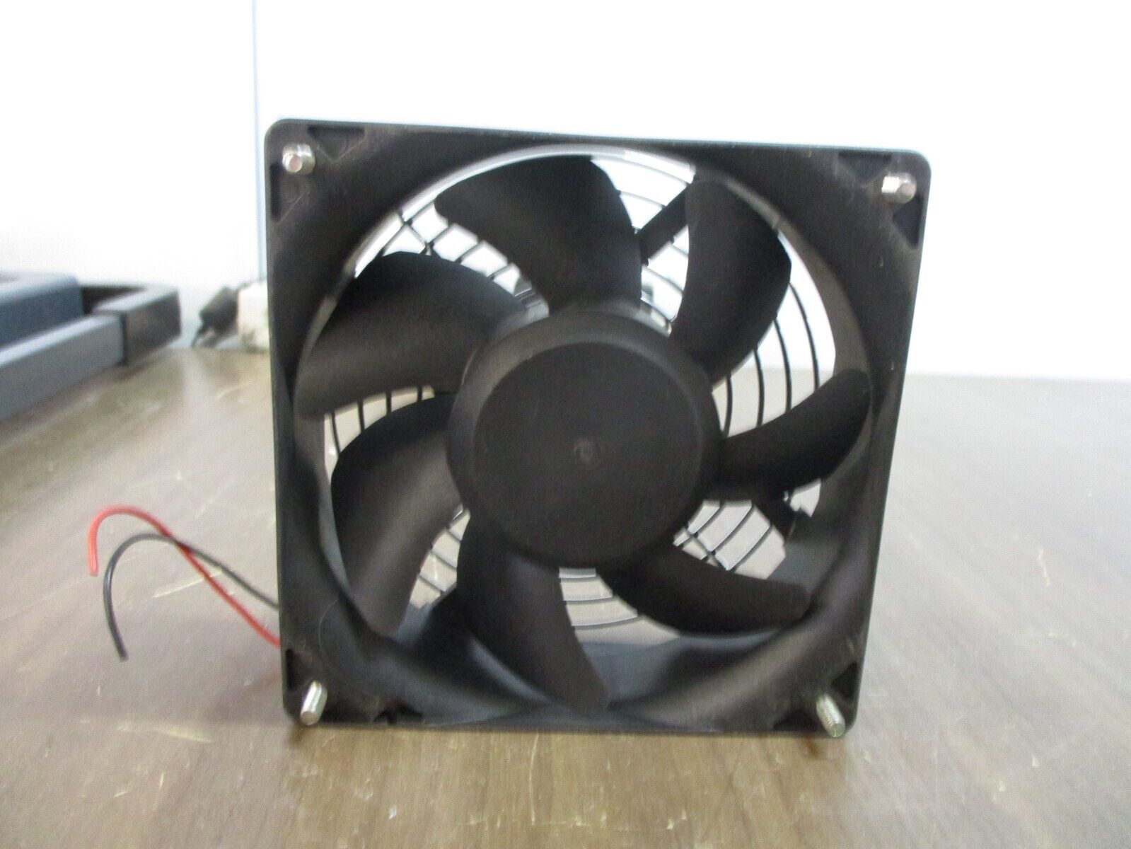 Sunon Axial Fan PMD2412PMB1-A 24VDC 18.2W Used
