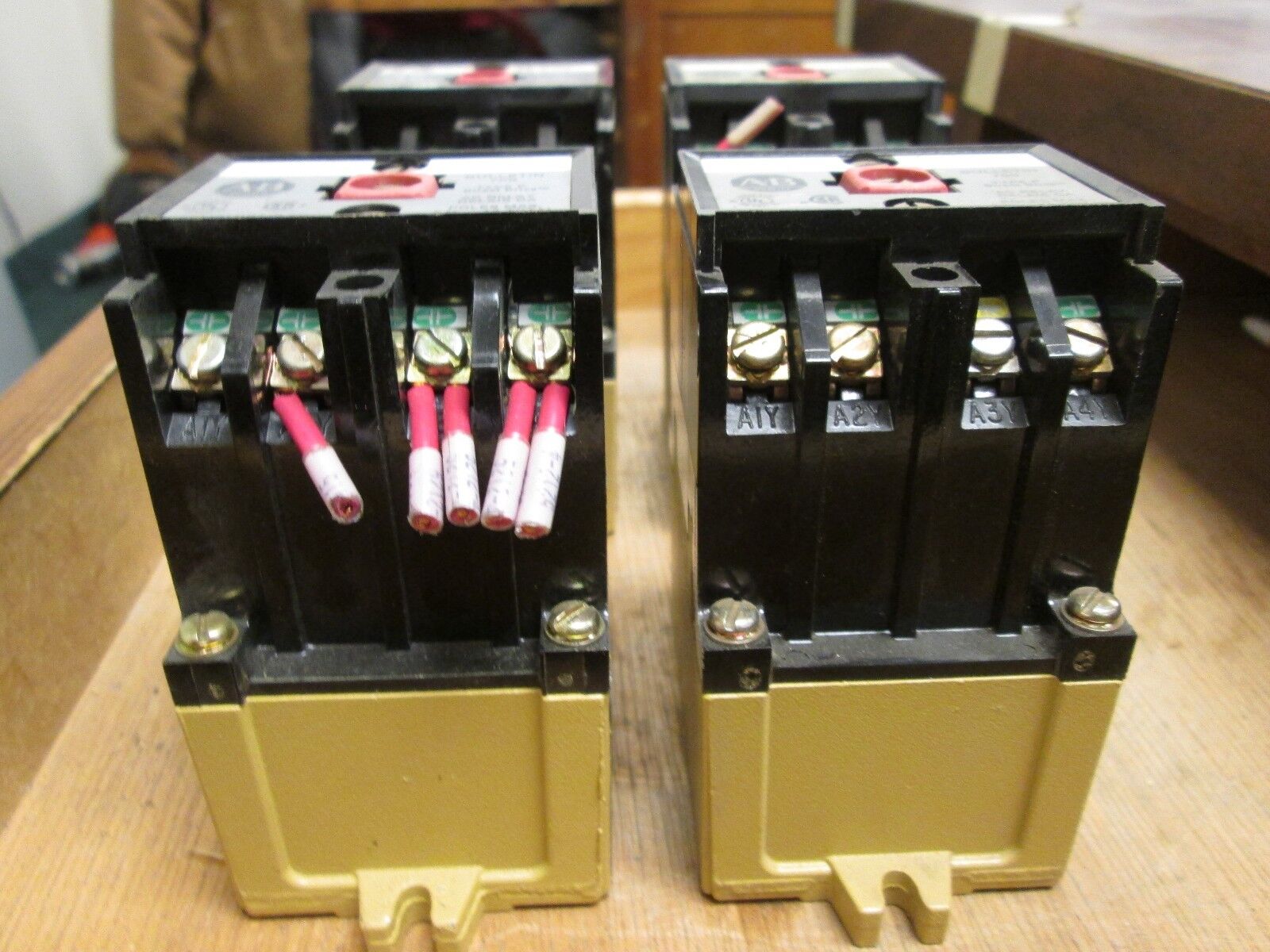 Allen-Bradley  AC Relay  700-P400A1  lot of 4  120V Coil  Used