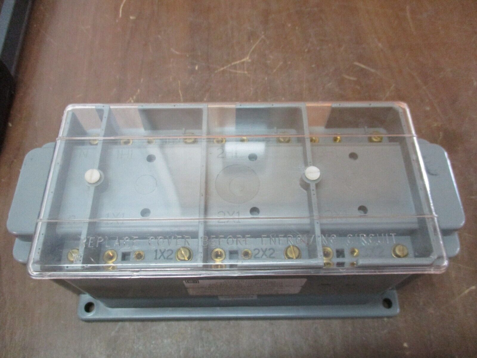 Cutler-Hammer / Instrument Transformers Potential Transformer Ratio 4:1 Used