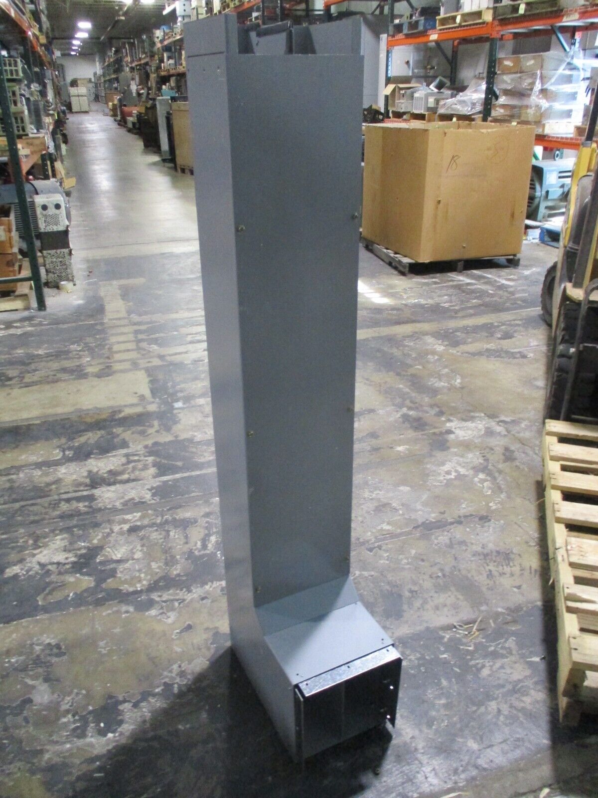 AMP Wireway w/ 90° End Length: 60" Ends: 10" x 8" to 10" x 10" Used