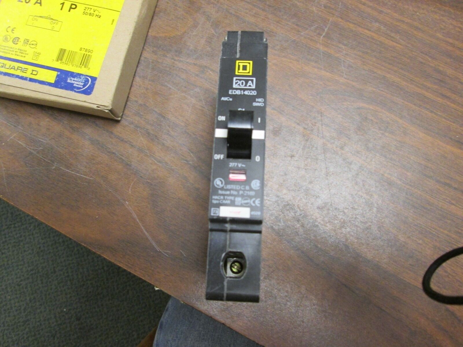 Square D Circuit Breaker EDB14020 20A 1P 277V 50/60Hz New Surplus