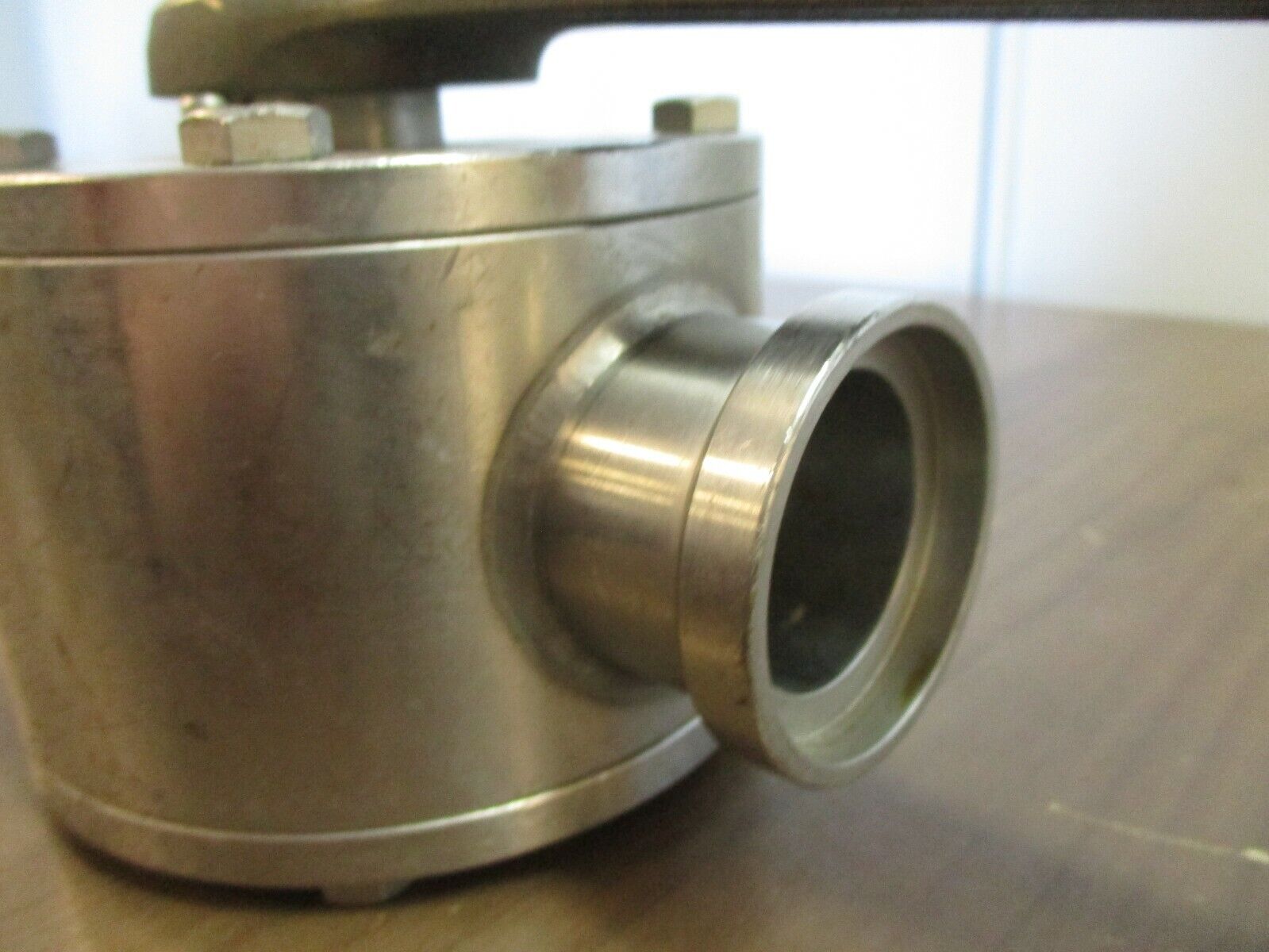 Quality Control Stainless Steel Ball Valve Size: 1.5" Used