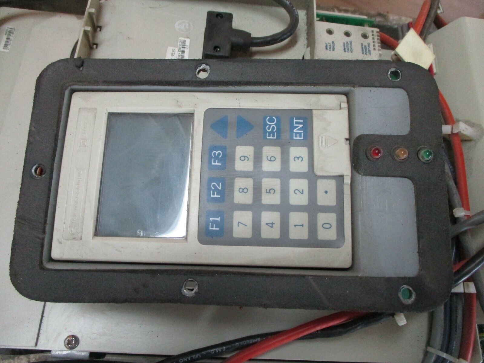 Square D AC Drive ATV66D46N4 40HP 3Ph *No Cover* w/ Keypad Used