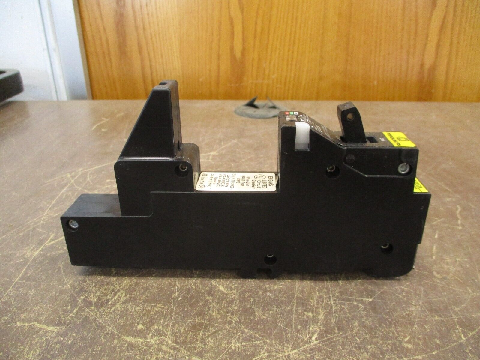 Square D Powerlink AS Remote Controlled Circuit Breaker EHB14020AS 20A 277V 1P