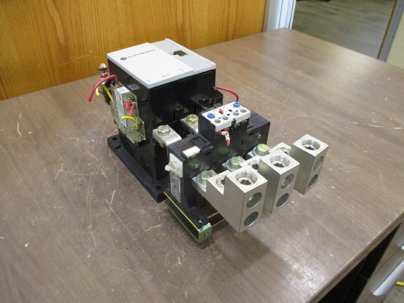 Allen-Bradley Starter 100-B110N*3 / 193-A5L4 120V Coil Trip: 66-110A 600V Used
