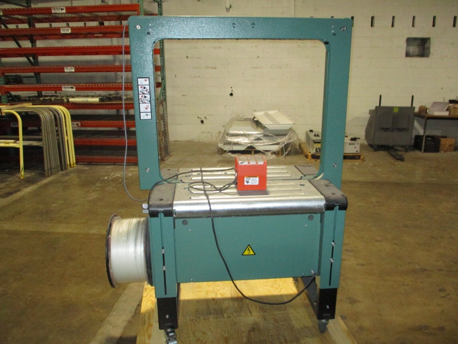 Signode Semi-Automatic Strapping Machine LBX2300 115V 1Ph 60Hz Strap Size: 6mm