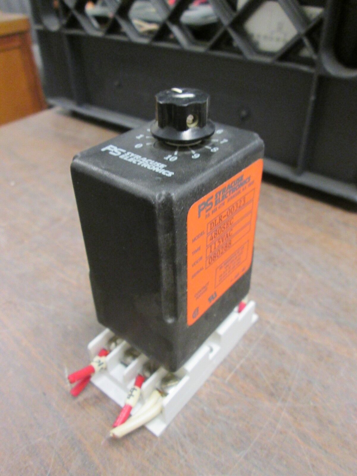 Syracuse Electronics Time Delay Relay DLR-00323 Time: 480sec 115VAC Used