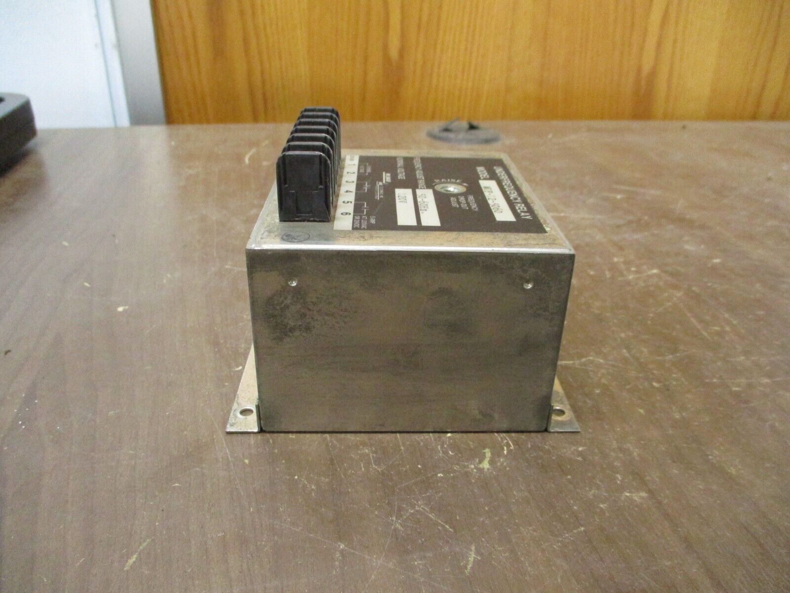 Wilmar Underfrequency Relay WUF-12-5060 120V Range: 50-60Hz Used