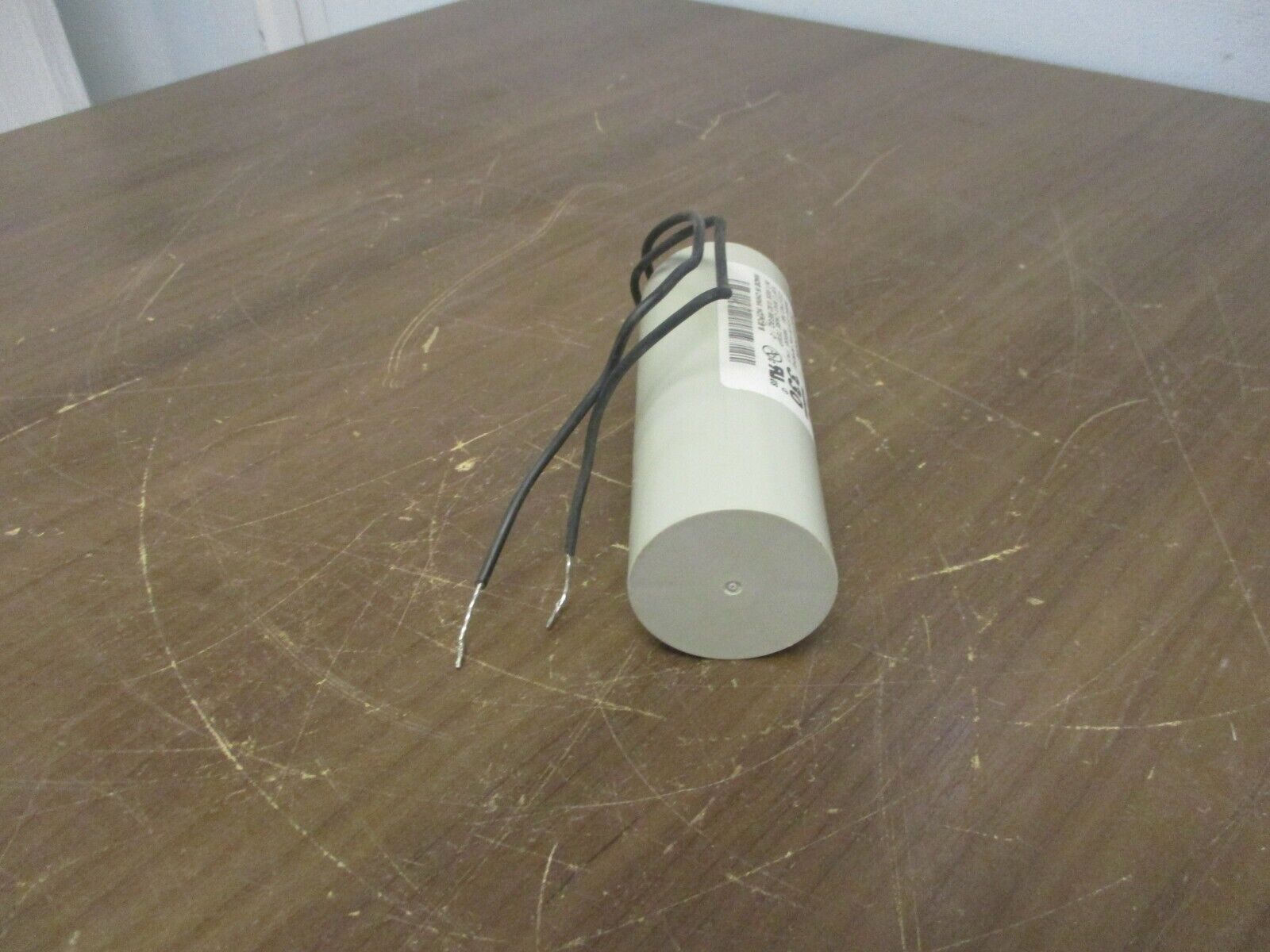 Philips Advance Capacitor 7C260P33R 26MFD 330VAC 50-60Hz Used