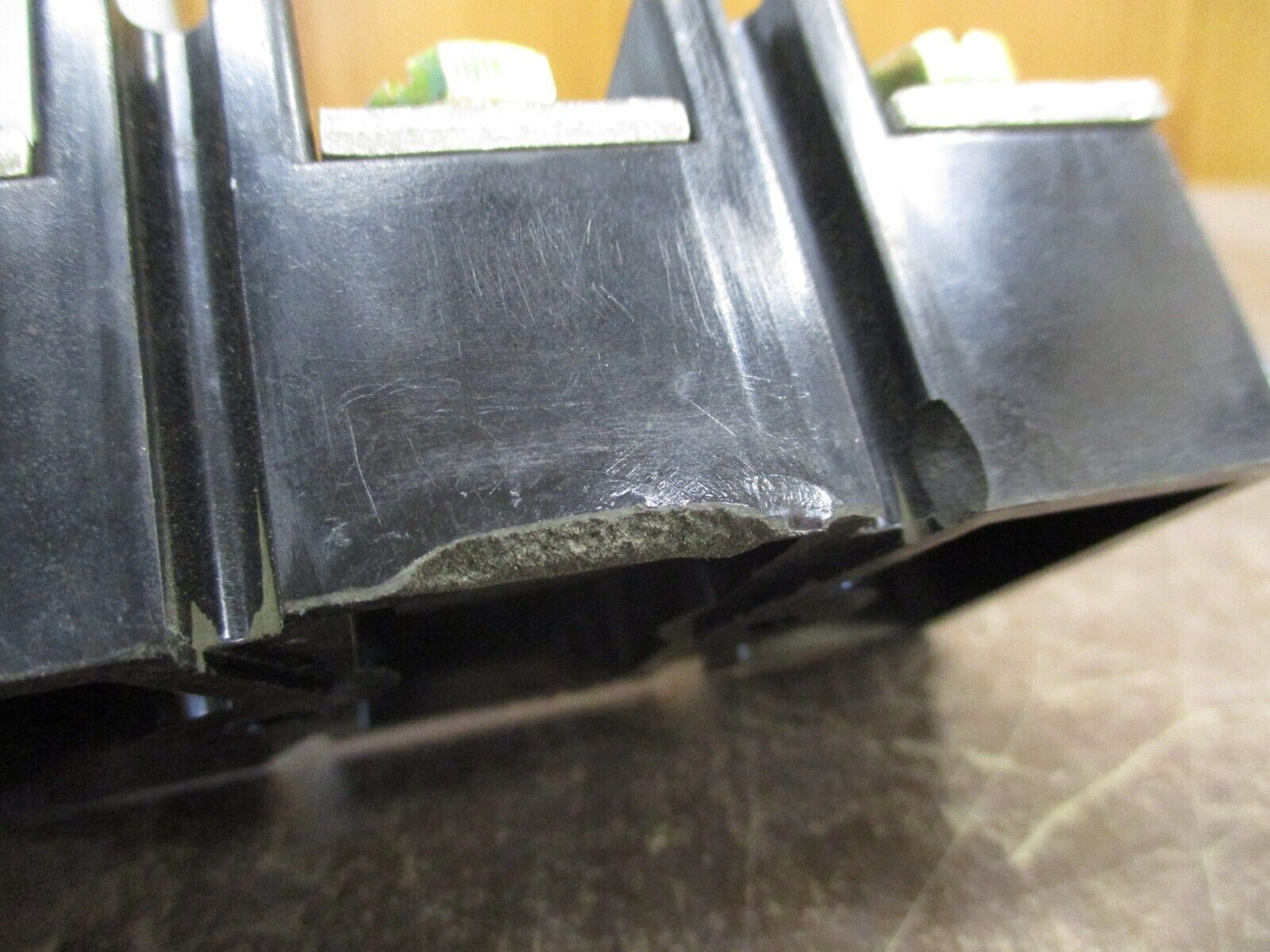 GE Terminal Block 8690261G7 150A 600V CR2960SY139C3D Used