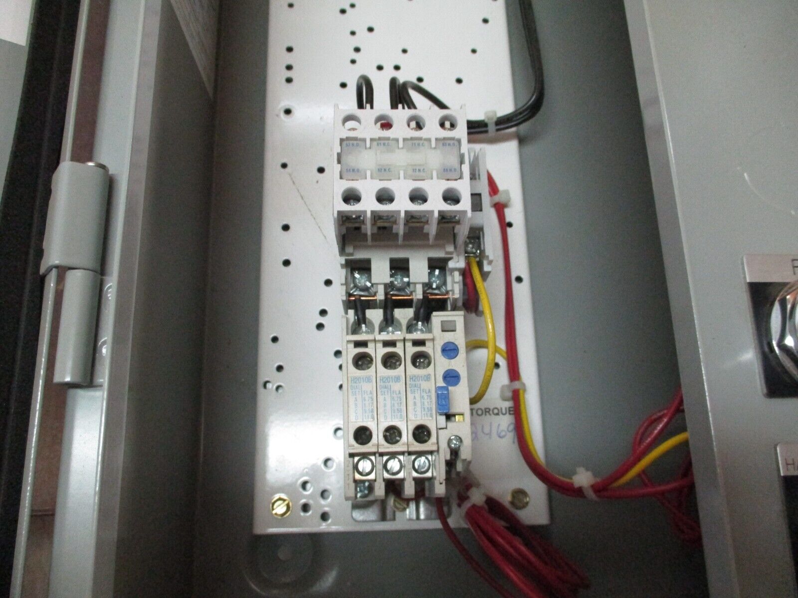 Eaton Size 0 Combination ECN1601AHB 120V Coil Type 1 Enclosure New Surplus