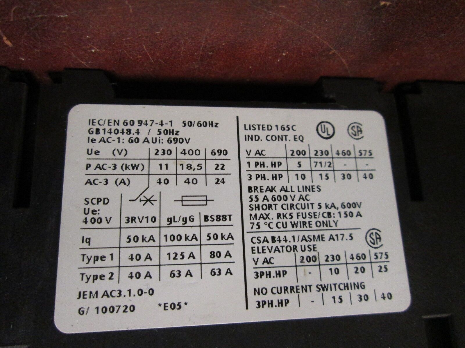 Siemens Sirius Contact 3RT1035-1B..0 24VDC Coil Used