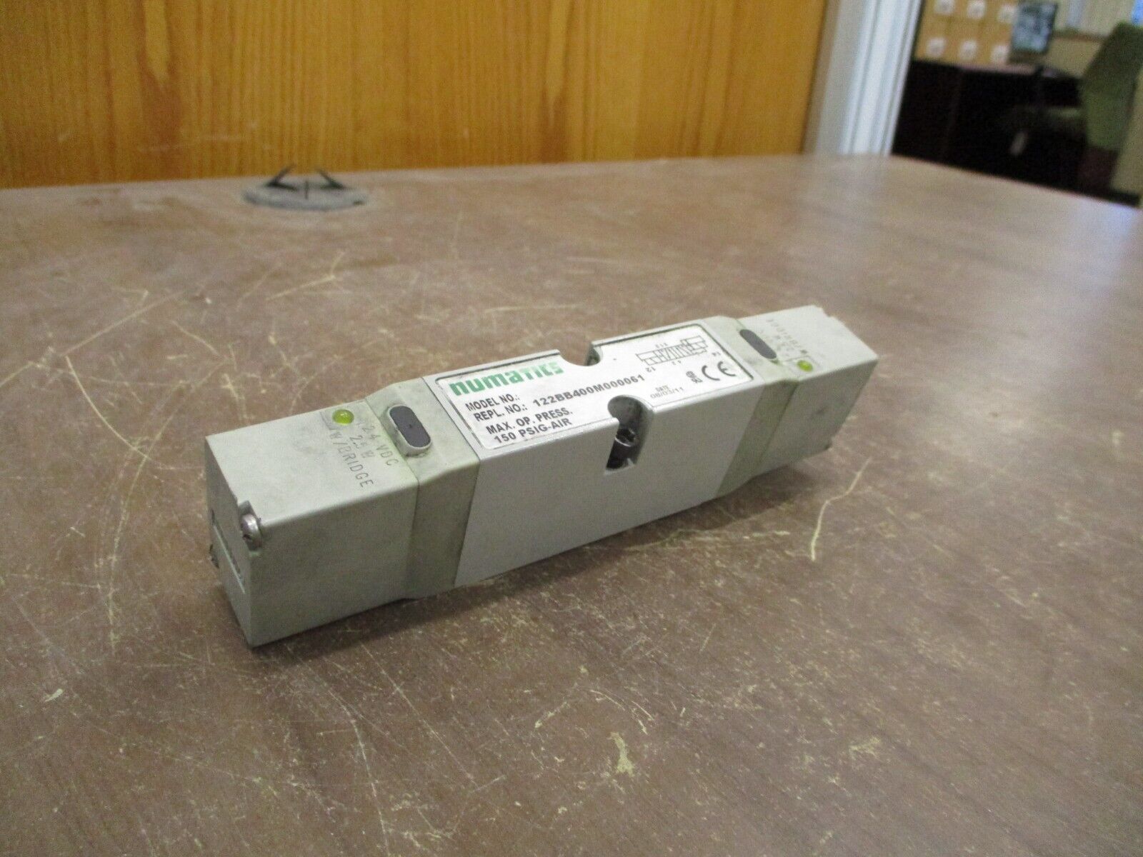 Numatics Solenoid Valve 122BB400M000061 150PSIG Used