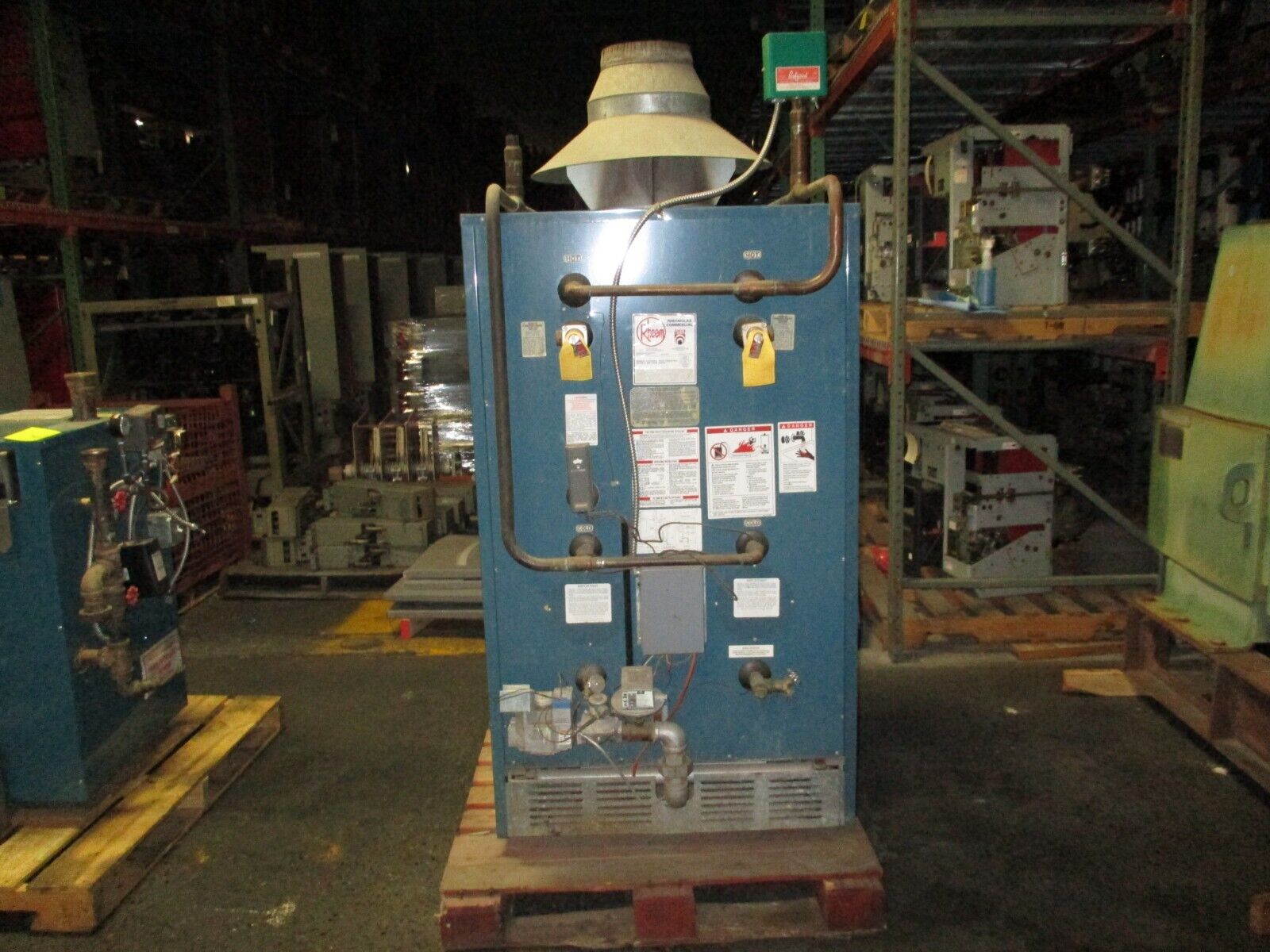 Rheem Natural Gas Water Heater G600-84 Input: 600,000 BTU 84 Gallon 120V 50/60Hz