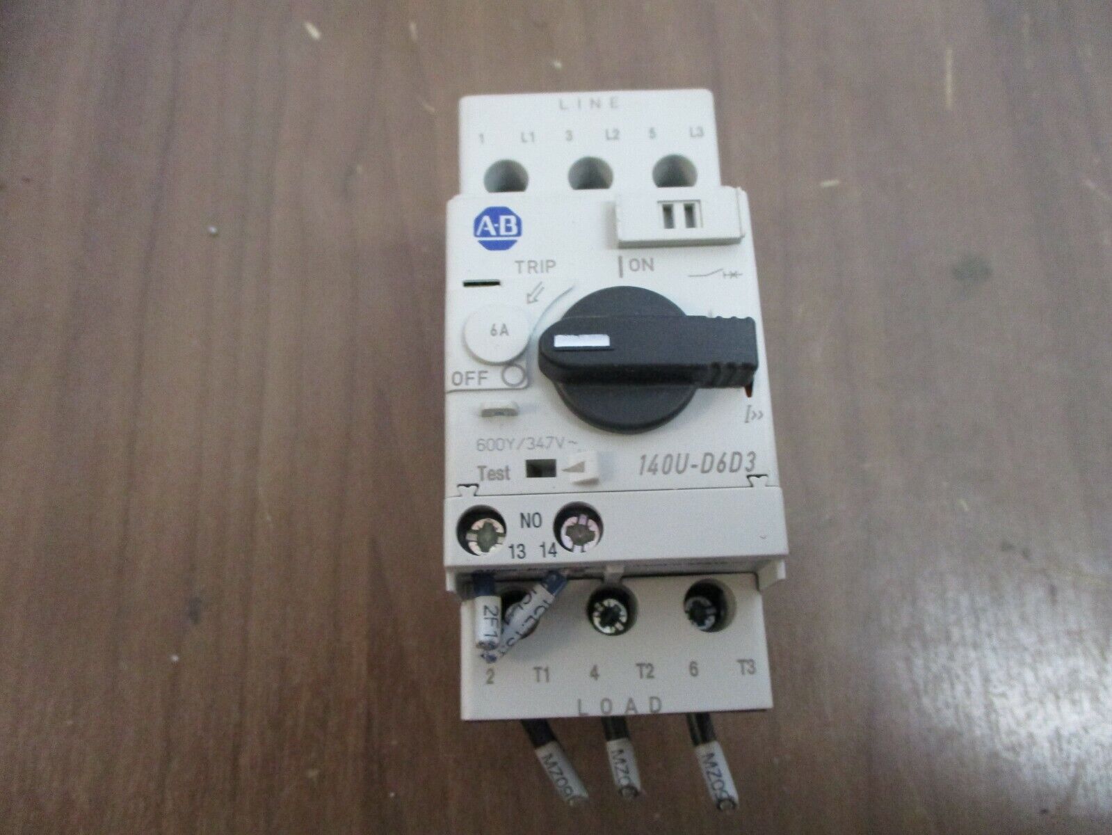 Allen-Bradley Manual Motor Protector 140U-D6D3-B60 Ser. B Trip 6A Used