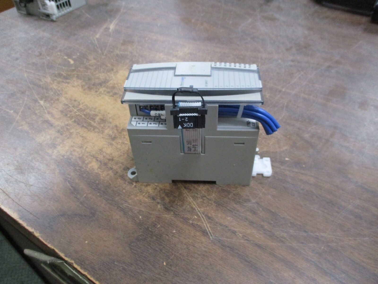 Allen-Bradley MicroLogix 8PT 24VDC Sink/Source Input Module 1762-IQ8 Ser A Rev B
