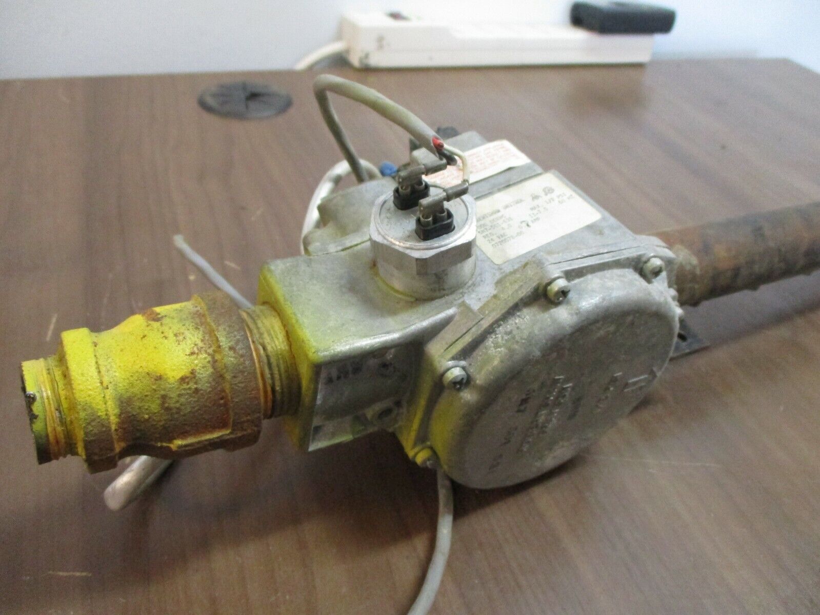 Robertshaw Unitrol 7000 DERHC Gas Valve 5N7-501-531 24VAC 0.2A 60Hz 1/2PSI Used