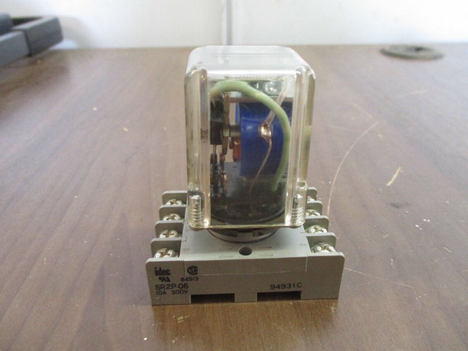 Deltrol Controls Relay 105A 10A DPDT 120V Coil w/ Base *Lot of 2* Used