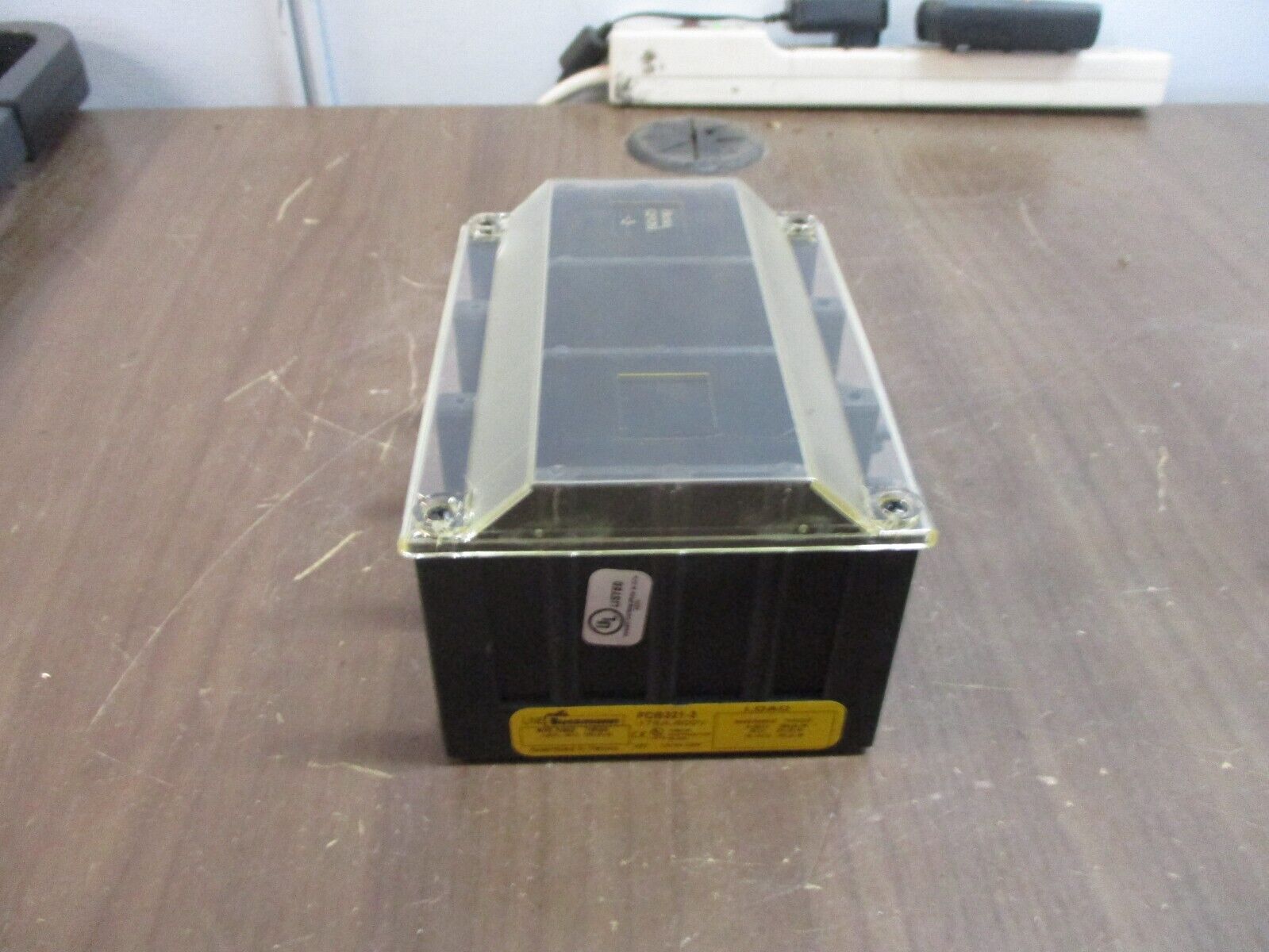 Bussmann Power Distribution Block PDB321-3 175A 600V 3P Line(1): 2/0-8 Used