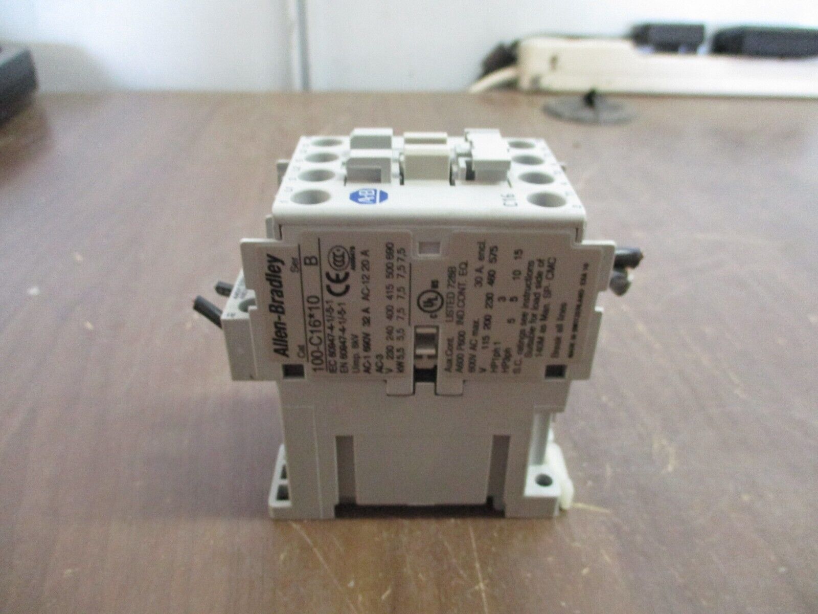Allen-Bradley Contactor 100-C16*10 Ser. B 480V Coil 30A 600V Used