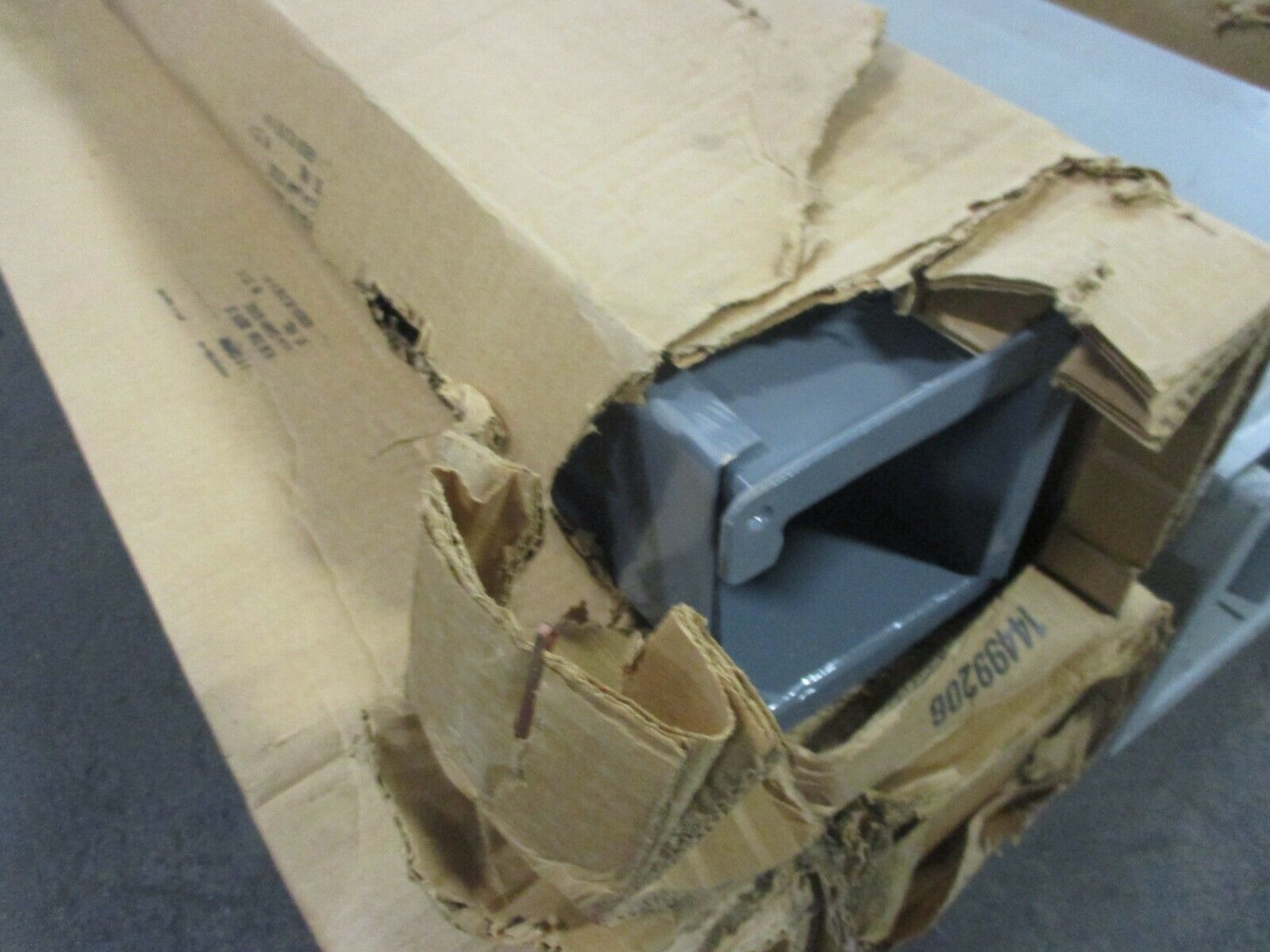 Hoffman Wireway Section F-44L120 Length: 120" Size: 4"x4" New Surplus