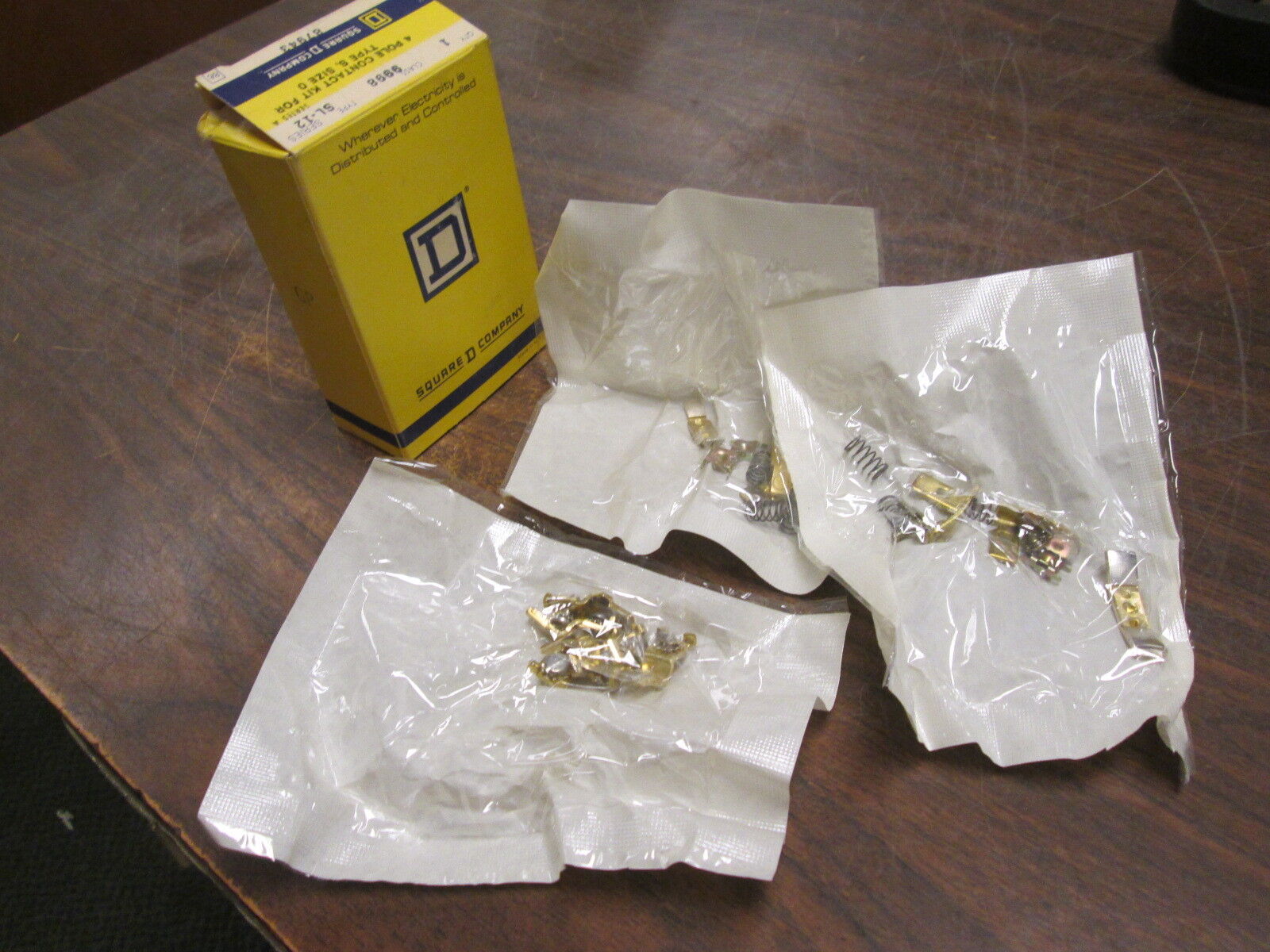 Square D Contact Kit 9998 SL-12 4P Type S Size 0 New Surplus