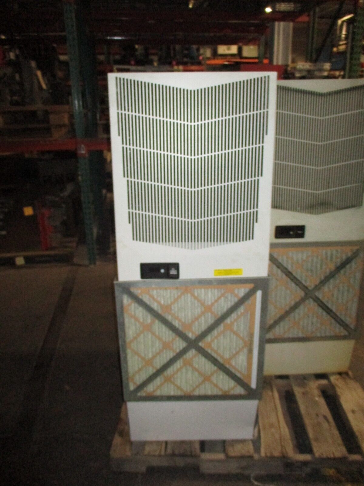 nVent Electronic Enclosure Air Conditioner G572046G050 400/460V 50/60Hz 3Ph Used
