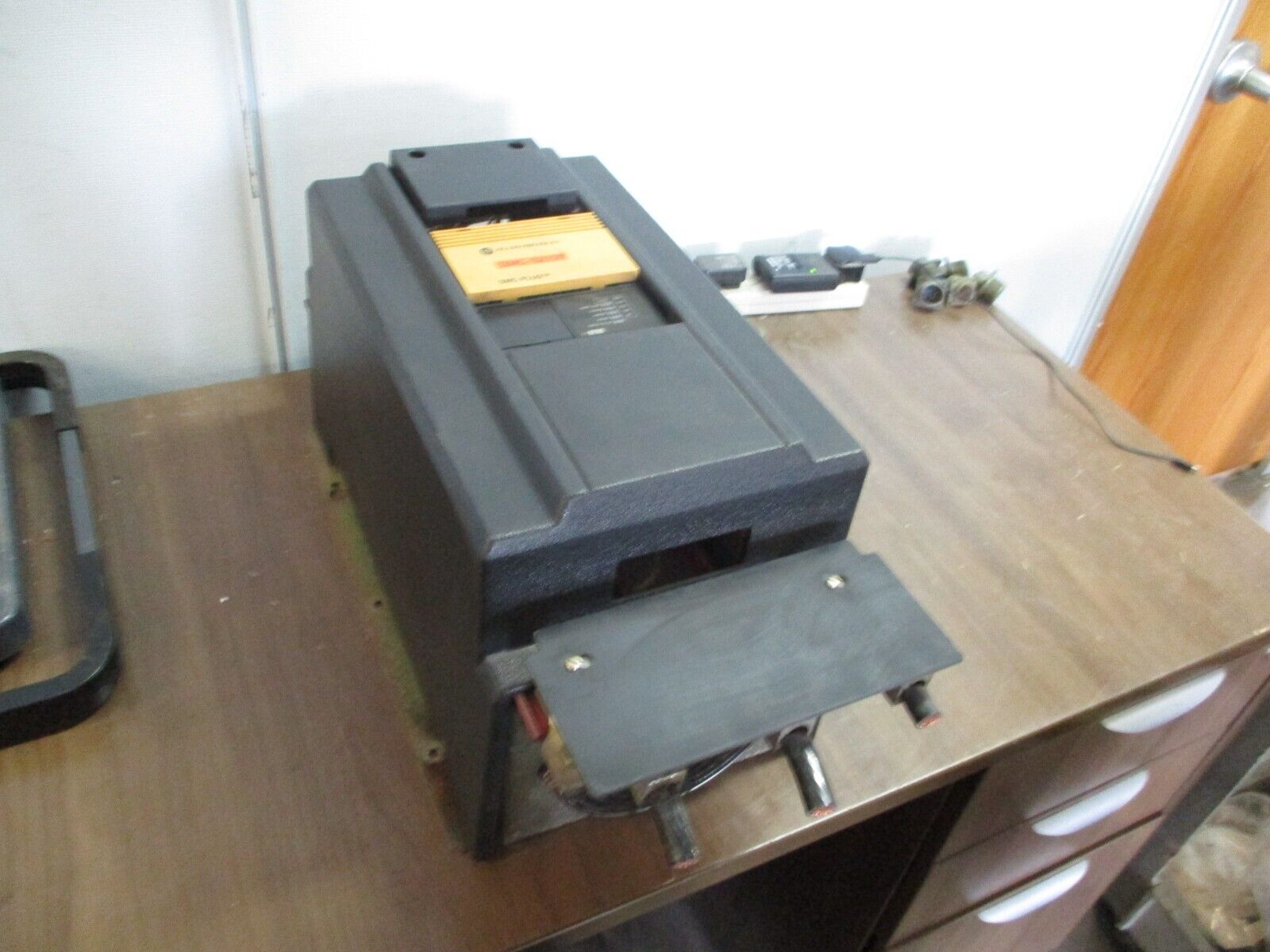 Allen-Bradley SMC Plus Soft Start 150-A180NBD Ser. B 150HP 208-480V 47-63Hz 3Ph