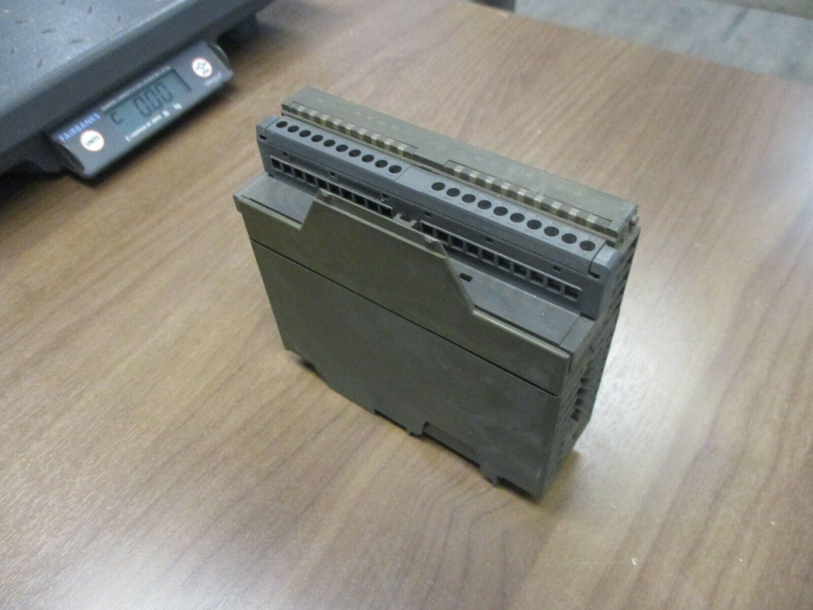 Siemens Simatic S7 Digital Ouput Module 6ES7 322-1BH01-0AA0, 24VDC, 0.5A, Used