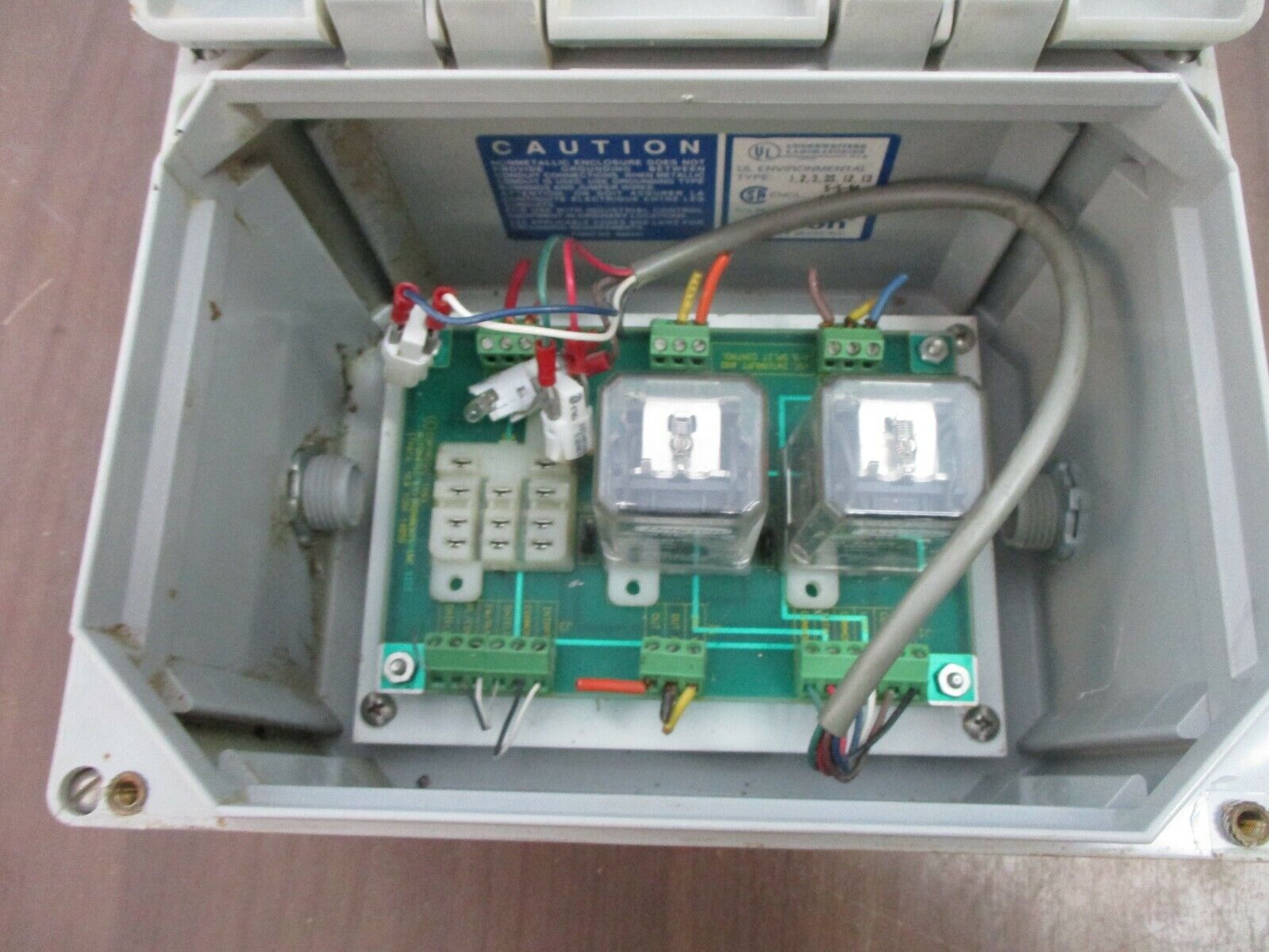 Automated Environments, Inc. VSC Interrupt & A/B Split Control VSCI-1/L Used