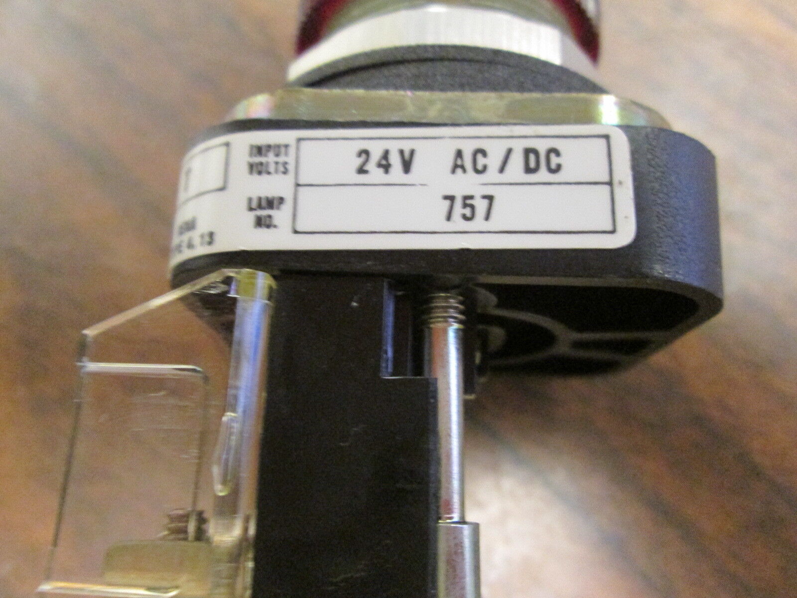Allen-Bradley Pilot Light 800T-Q24R 24V Type 4,13 Red Cap New Surplus