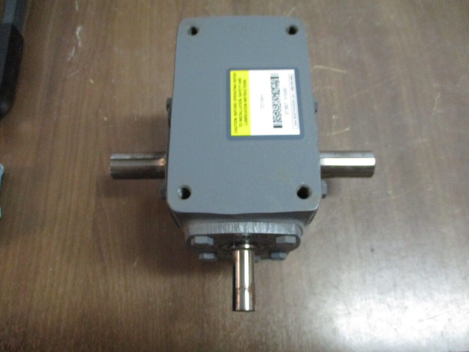 Boston Gear Reducer 72110H1 Ratio 10:1 2.34 HP IN 789 LB-IN Torque Out Used