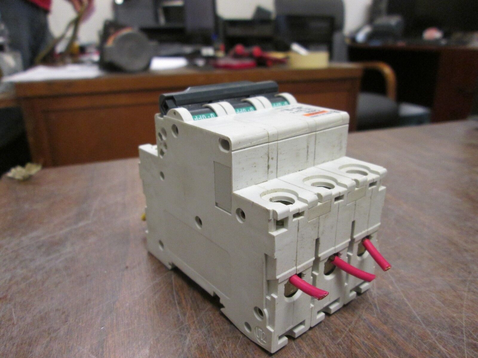 Merlin Gerin Circuit Breaker C60N 3A 3P Type C Used