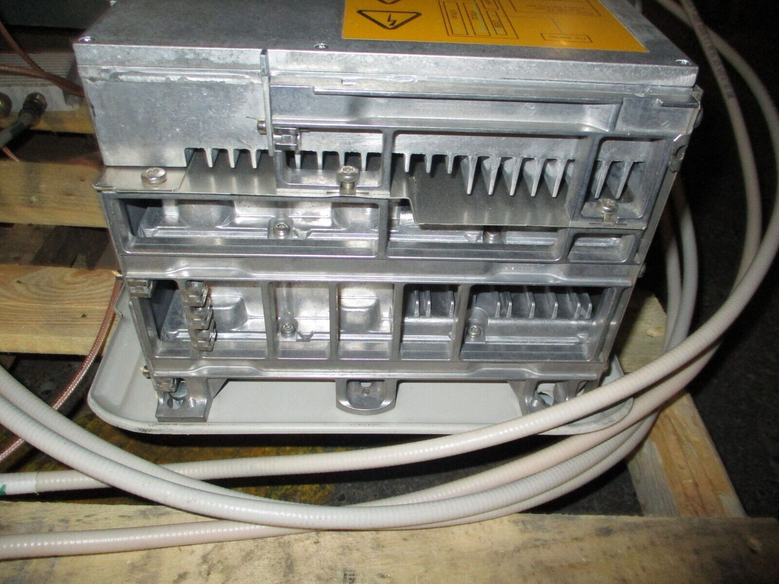 Nokia Edge Metrosite Assembly BTS w/ (4) CVSB Modules Used