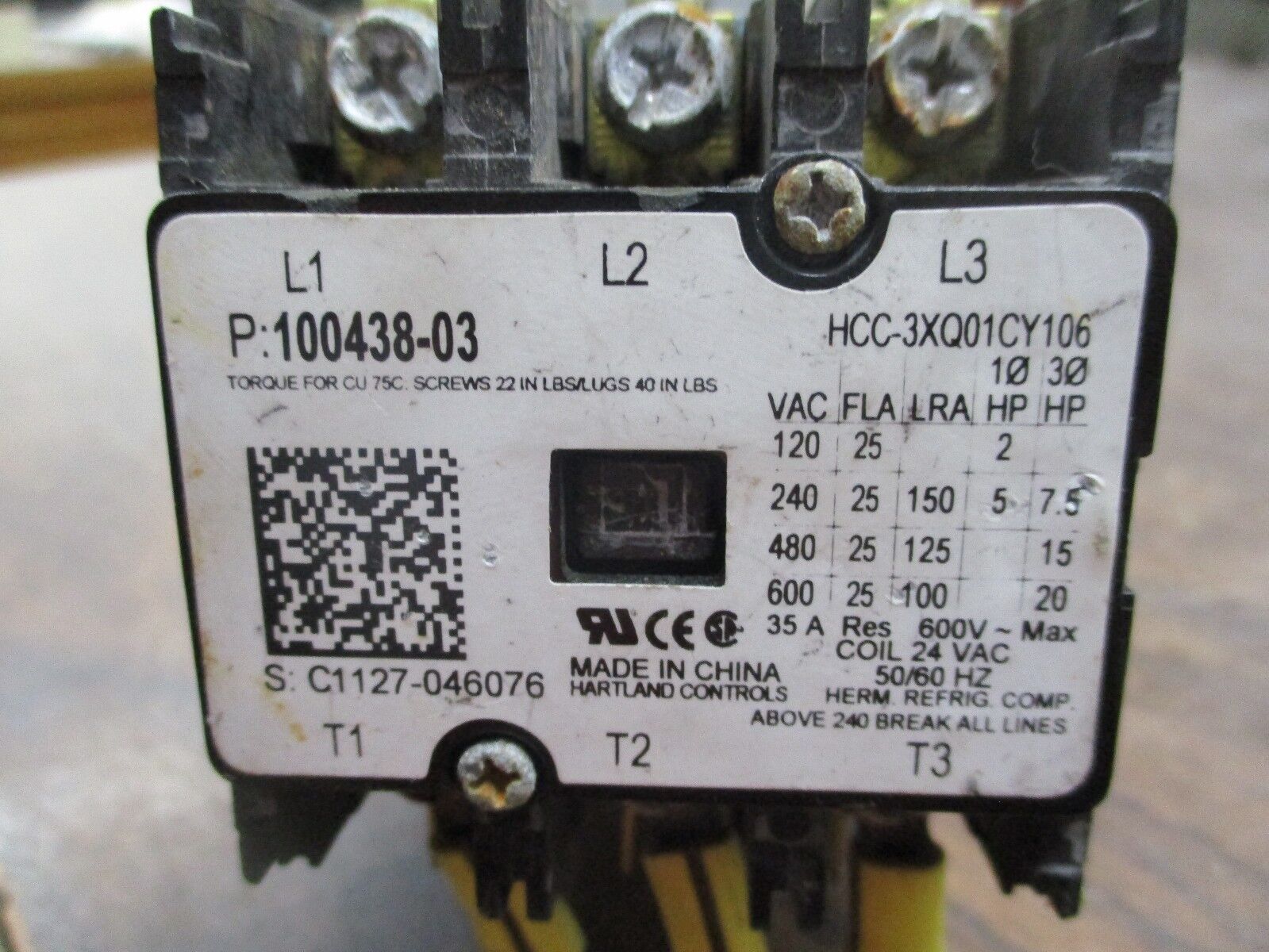 Tyco Electronics Contactor 100438-03 24V Coil 25A 600V Used