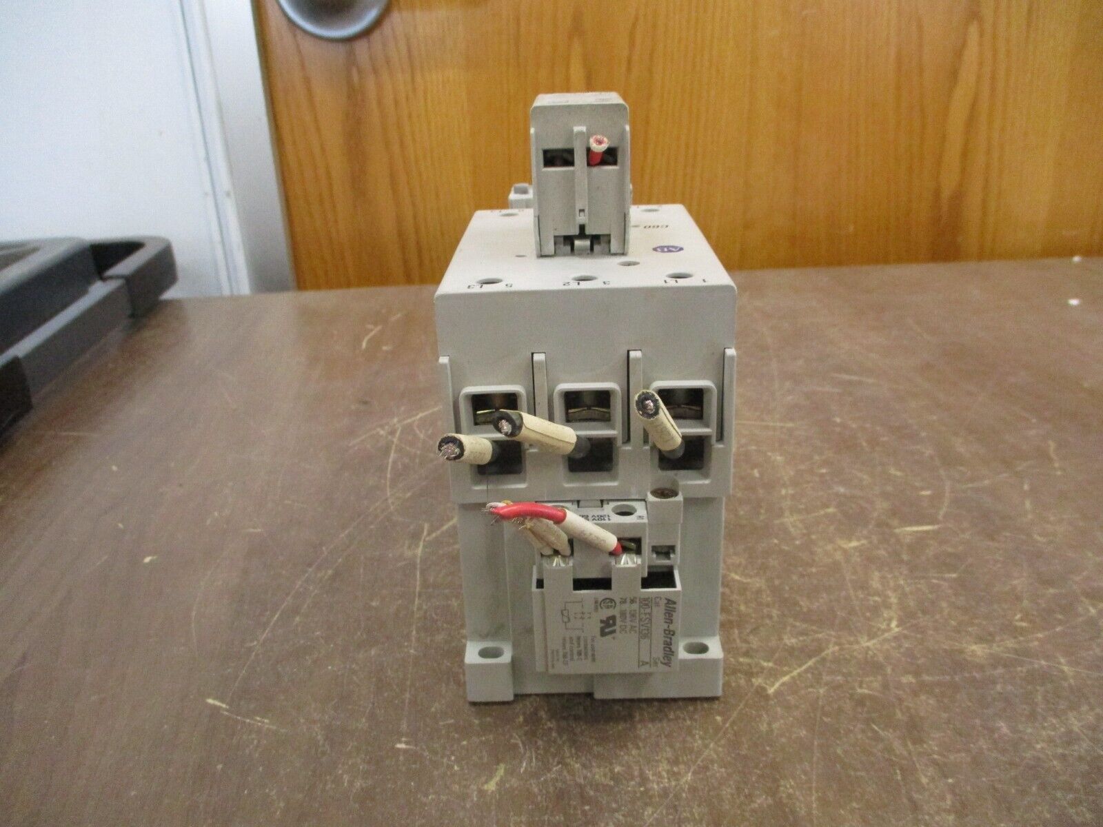 Allen-Bradley Starter 100-C60*00/193-EA2KE 120V Coil Trip: 26-85A 600V Used